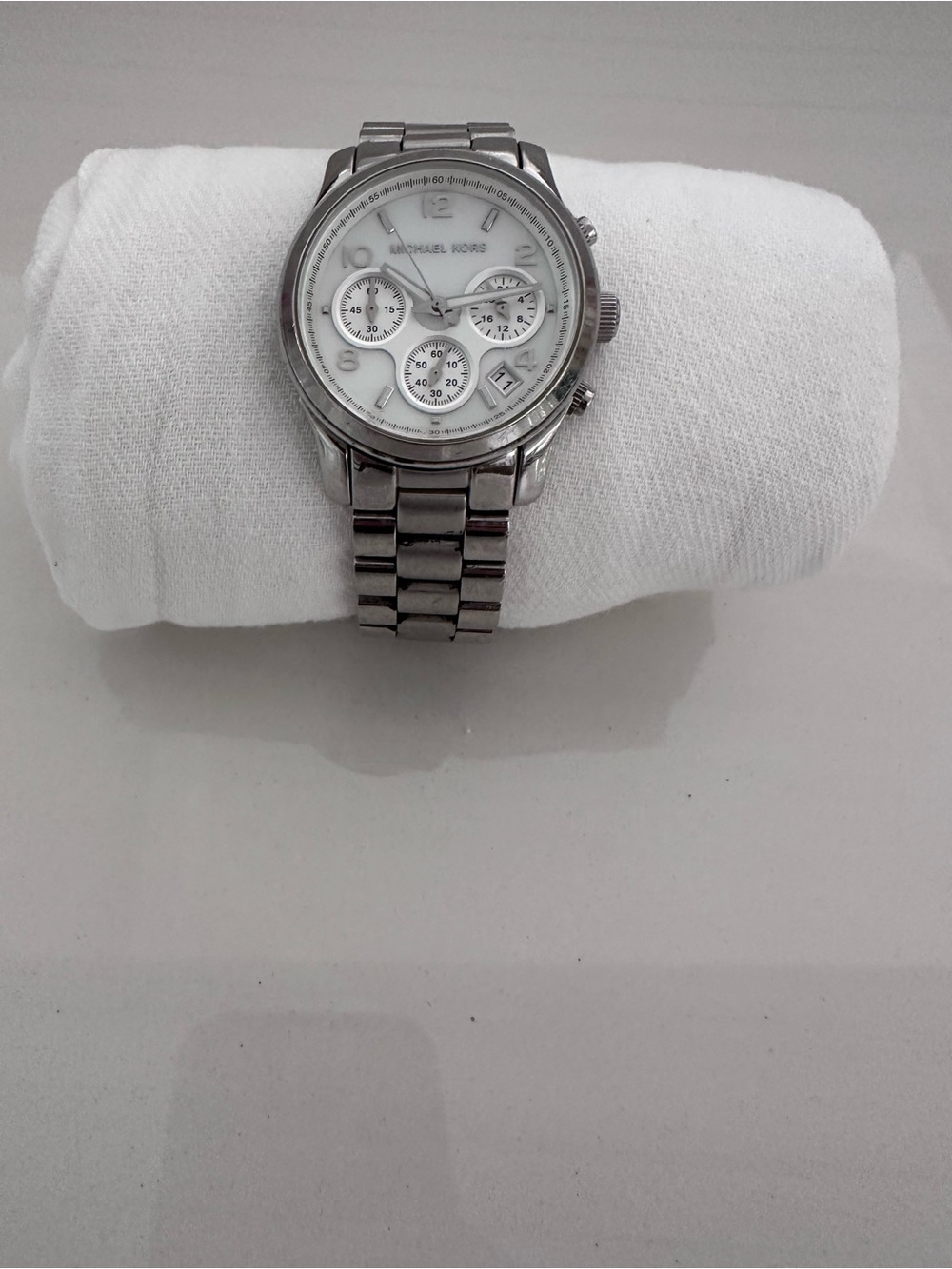 🩶MICHAEL KORS RUNWAY WATCH🩶 - Picture 3 of 10